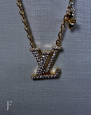 Colar LV Feminino Dourado Premium
